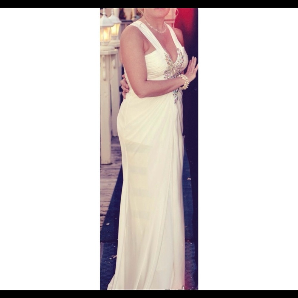 Night Moves Prom / Wedding Dress with Beading Size 10 - Picture 5 of 5